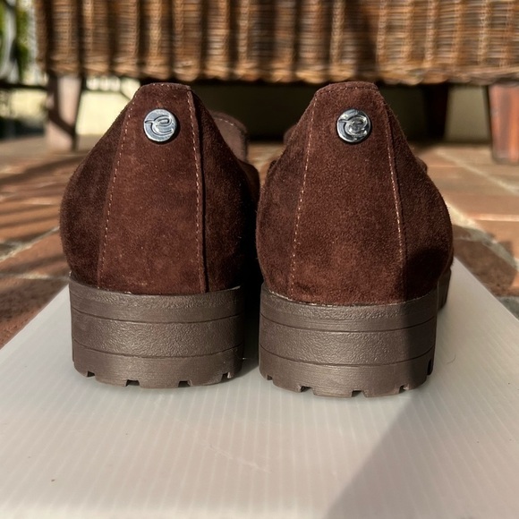 FREE SPIRIT GEVA FAUX LEATHER LOAFER IN CHOCOLATE - Picture 4 of 10